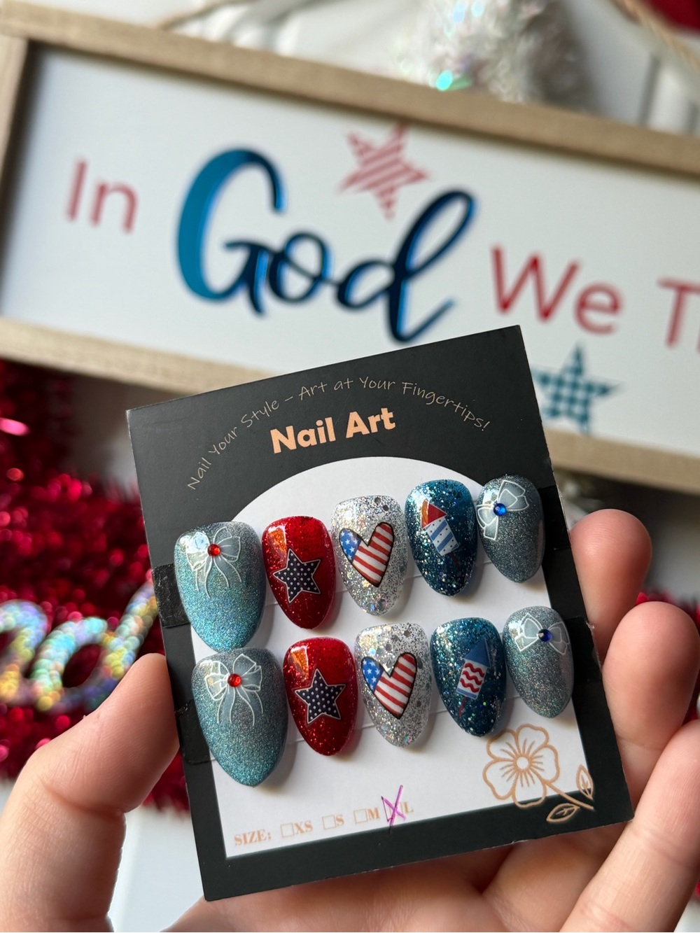 Press On Nails (L)
